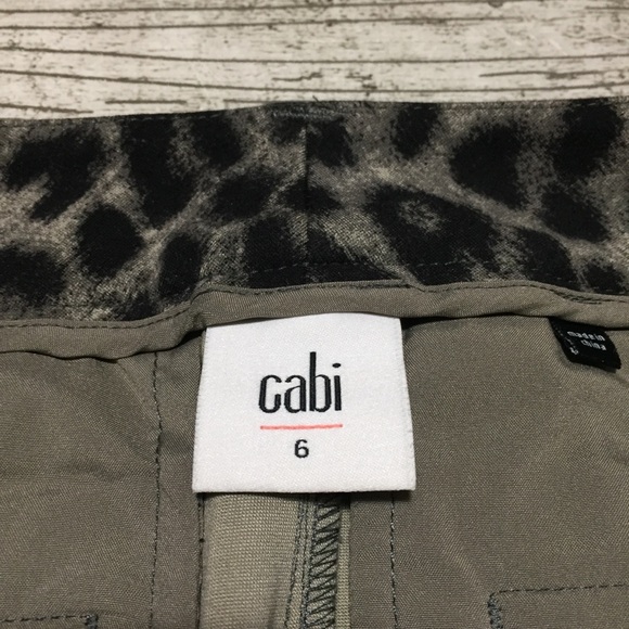 CAbi 3393 Jungle Trouser Leopard Skinny Ankle Pant Women’s 6 (Inseam 26) - Picture 8 of 10